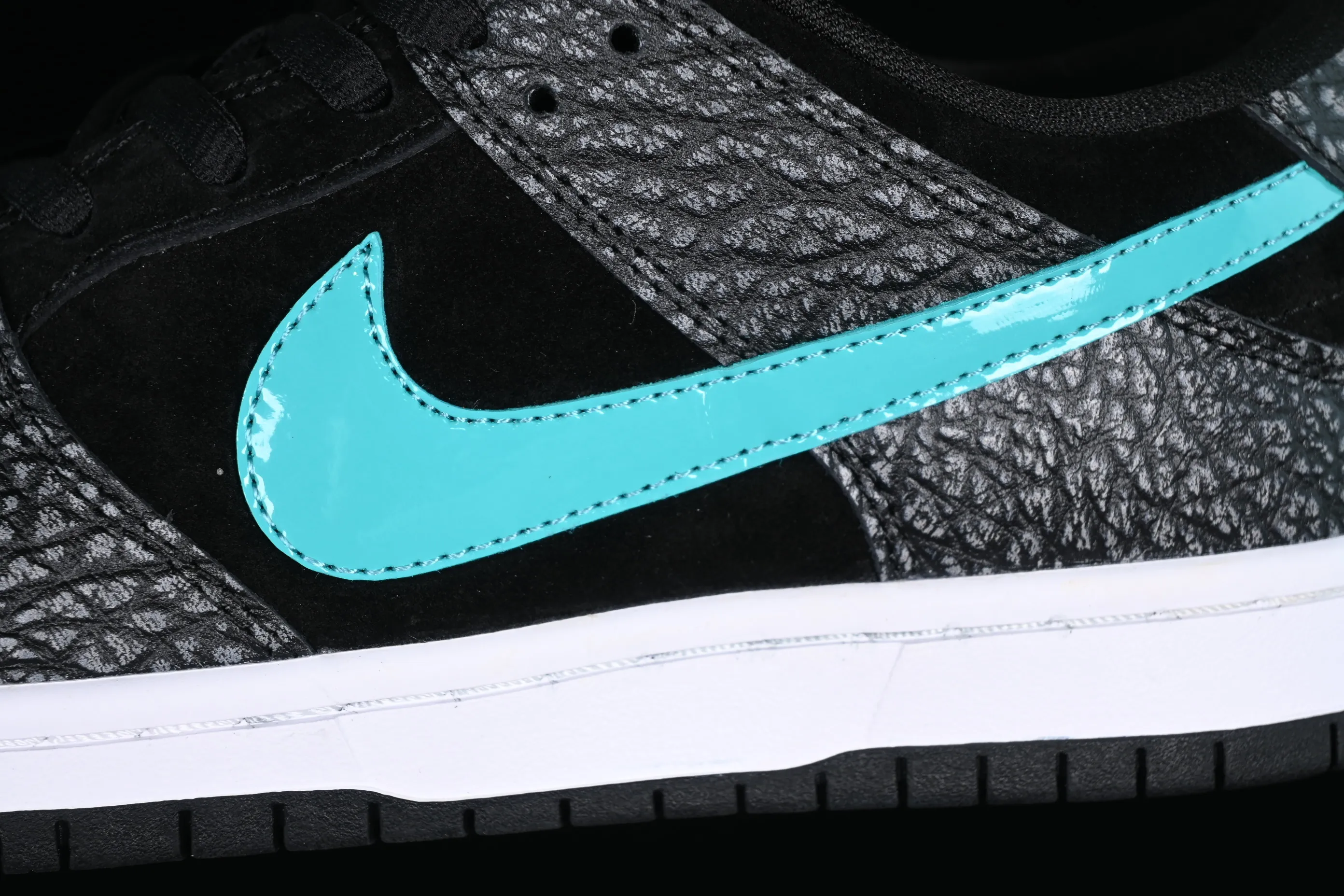 All categories Nk SB Dunk series Nk SB Dunk Low low-top sneakers F version Nk SB Dunk Low Pro black and white green spotted pattern sports skateboard shoes BQ6817-009